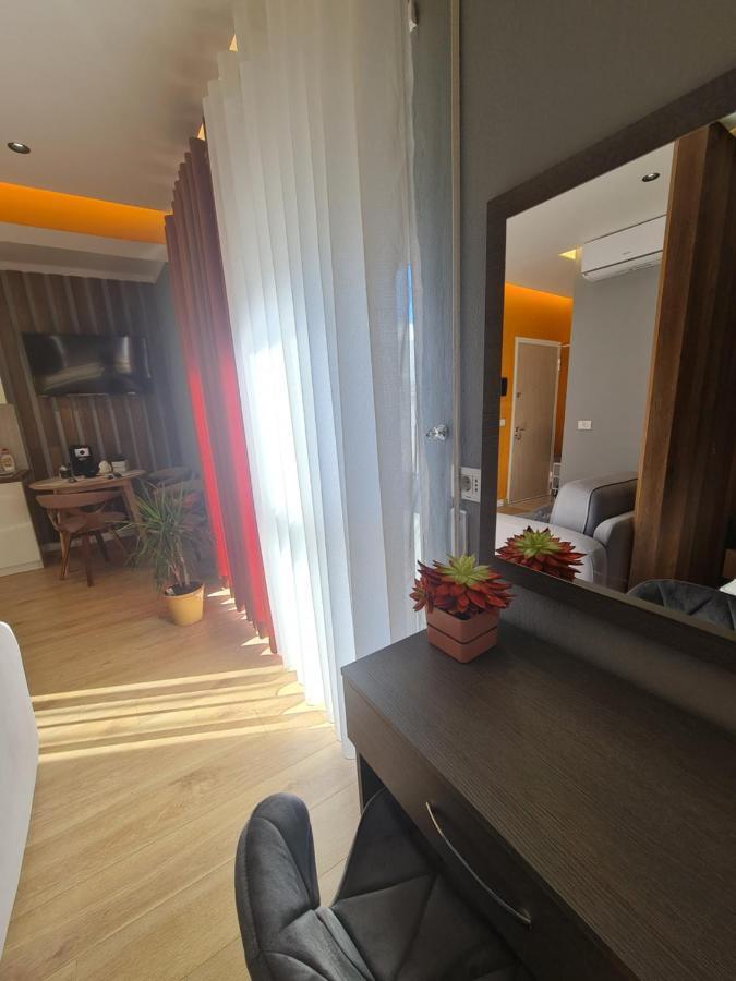Apartament Sunny - Blloku Tirana, Near *