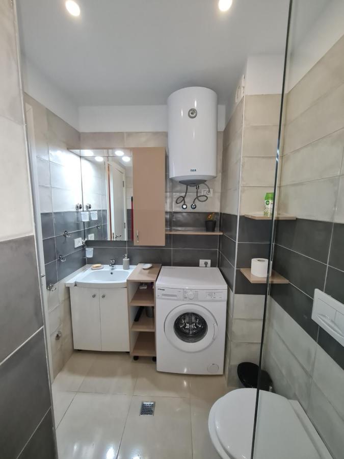 Apartament Sunny - Blloku Tirana, Near